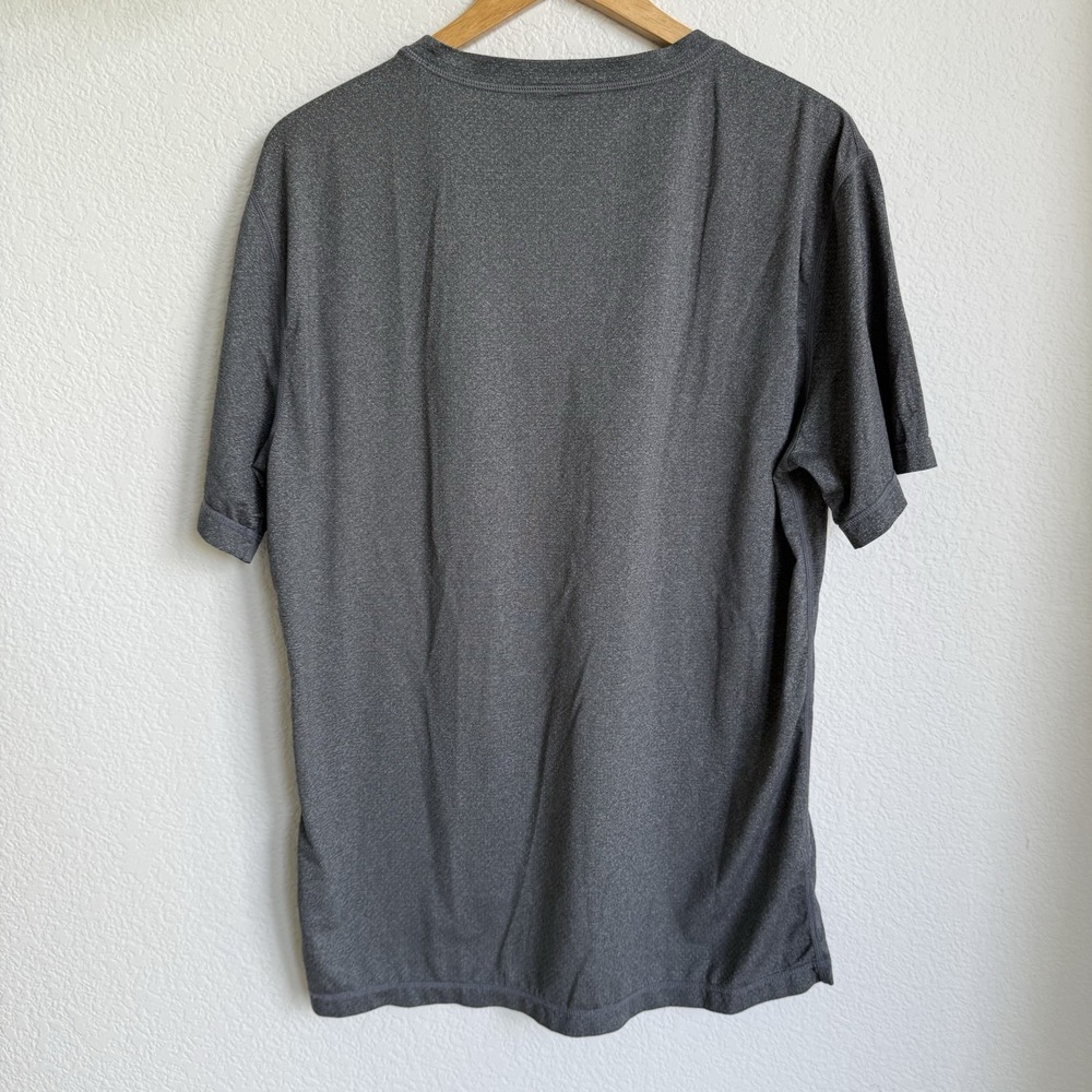 Vuori tradewind performance tee short sleeve T shirt L men gray - Picture 3 of 6